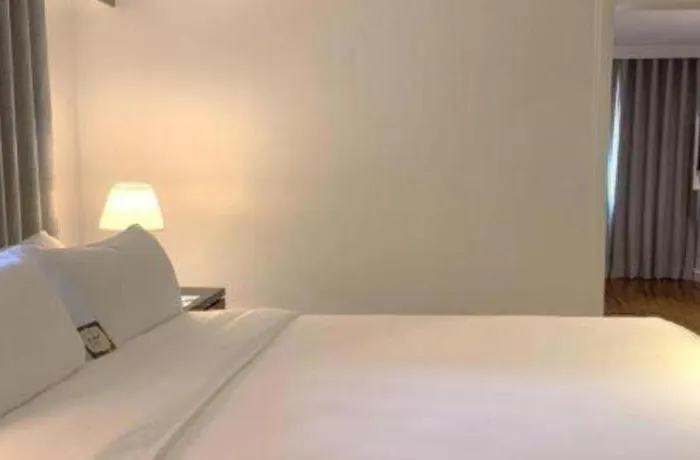 Hotel The Henry Miranila Quezon 3*